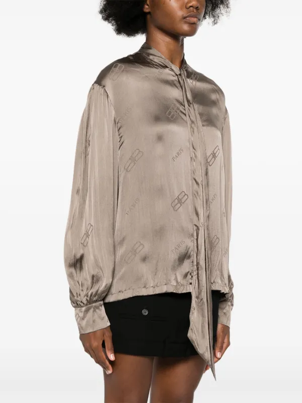 balenciaga シルクシャツ Balenciaga BB ロゴ シルクシャツ | ニュートラル | FARFETCH JP