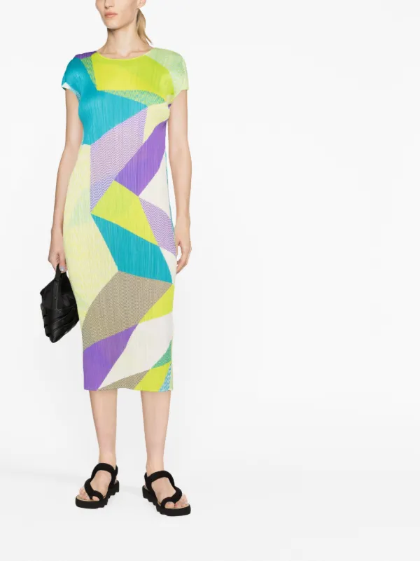 Pleats Please Issey Miyake abstract-pattern Shift Dress - Farfetch