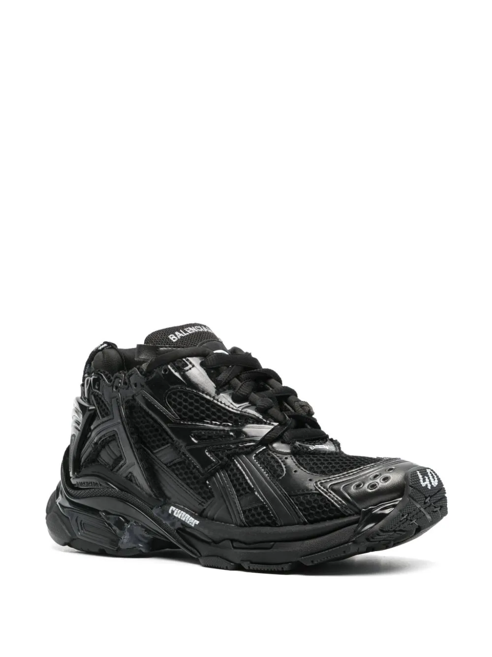 Black on black balenciaga runners discount