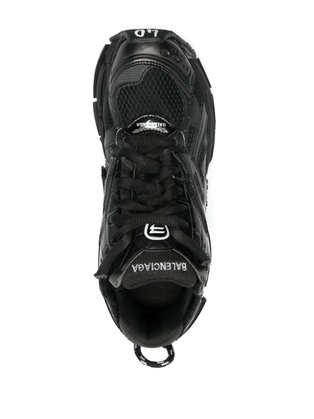 Triple black balenciaga runners on sale