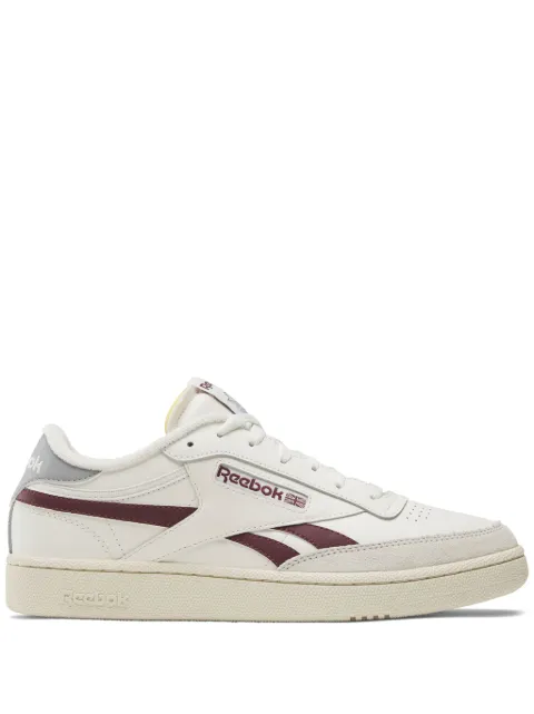 Reebok سنيكر 'كلوب سي ريفينج'