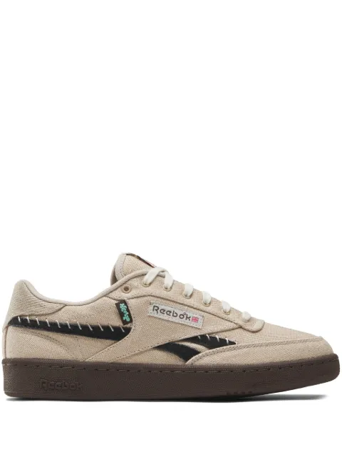 Reebok سنيكر 'كلوب سي ريفينج فنتج'
