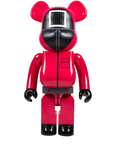 MEDICOM TOY x Squid Game Guard BE@RBRICK figure