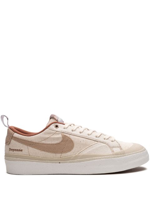 Nike x Doyenne Skateboards SB Blazer Low sneakers WOMEN