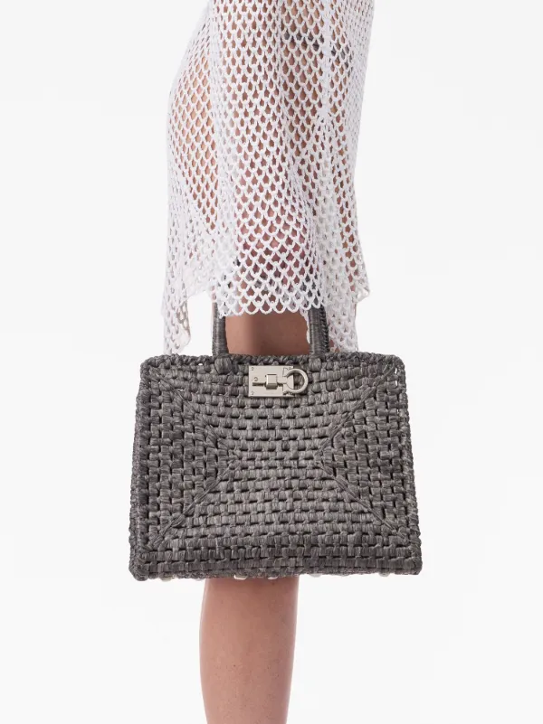 Ferragamo Studio Box ハンドバッグ M | グレー | FARFETCH JP
