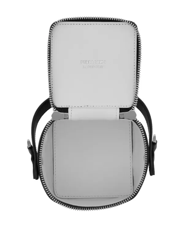 関税込FERRAGAMO アーチ ミニ レザーバッグ Ferragamo Micro Leather Mini Bag | Black | FARFETCH