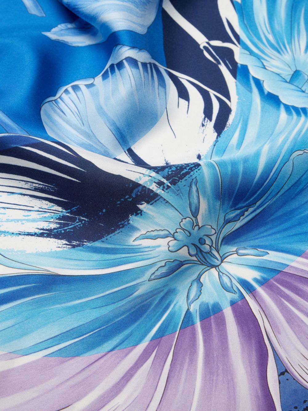 Shop Ferragamo Tulip-print Silk Scarf In Blau