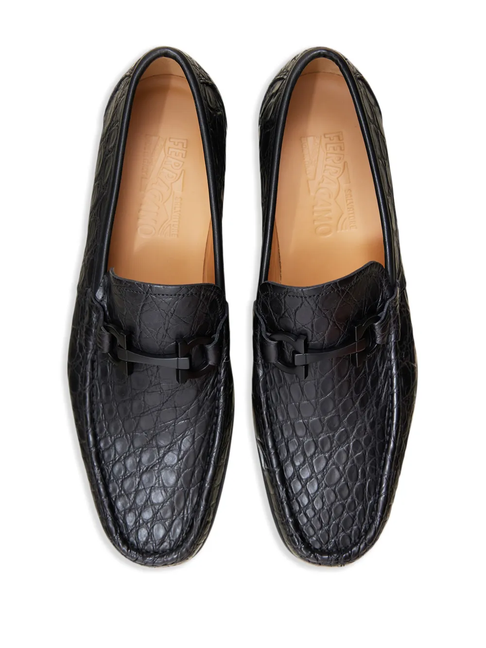 Ferragamo Gancini-detail Leather Loafers In Black