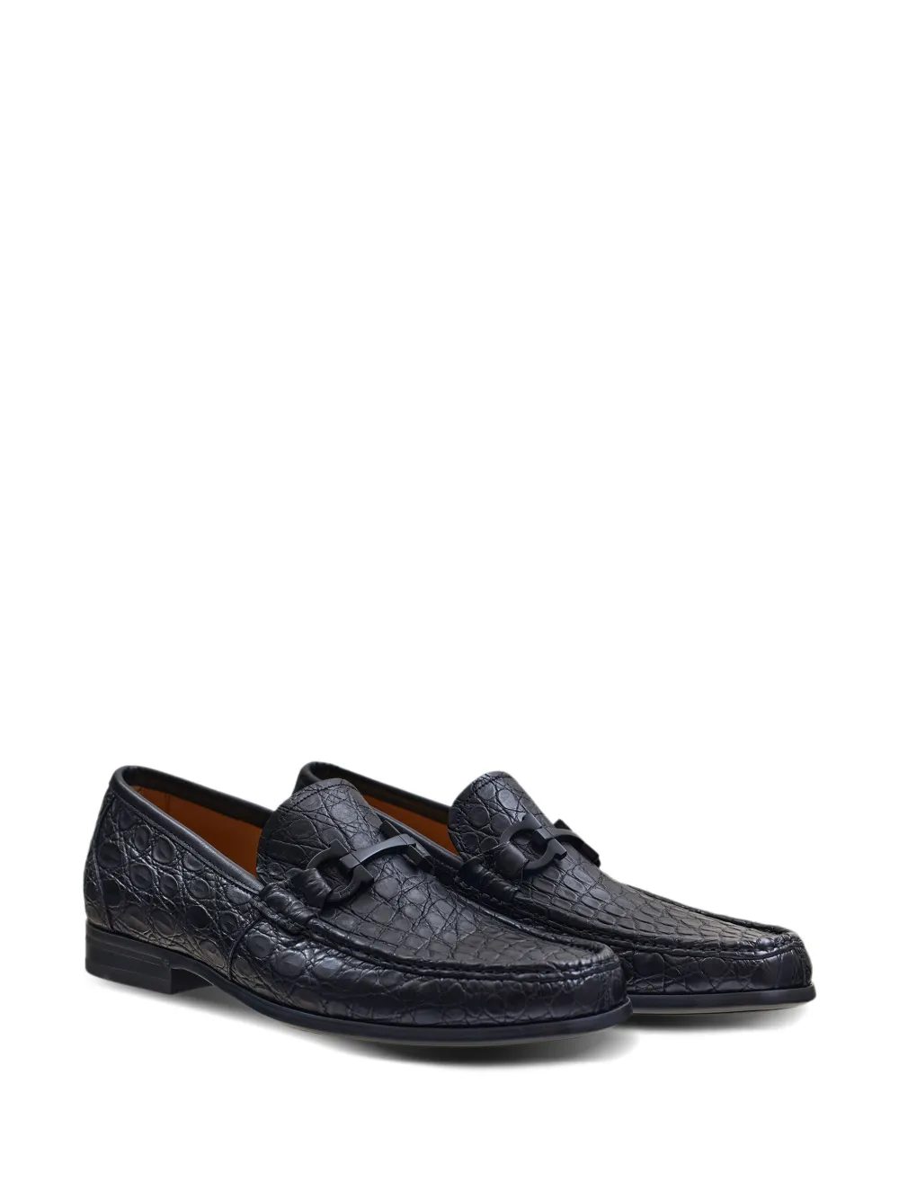 Ferragamo Gancini-detail Leather Loafers In Black