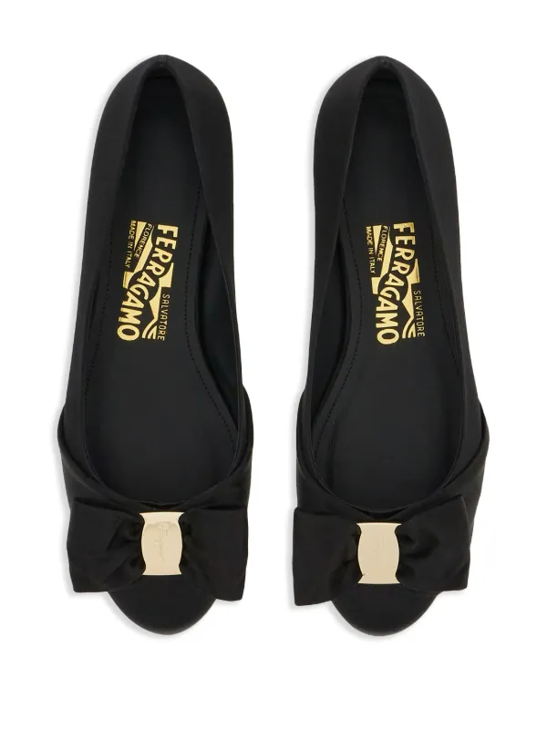 Ferragamo ヴァラ リボンディテール フラットシューズ