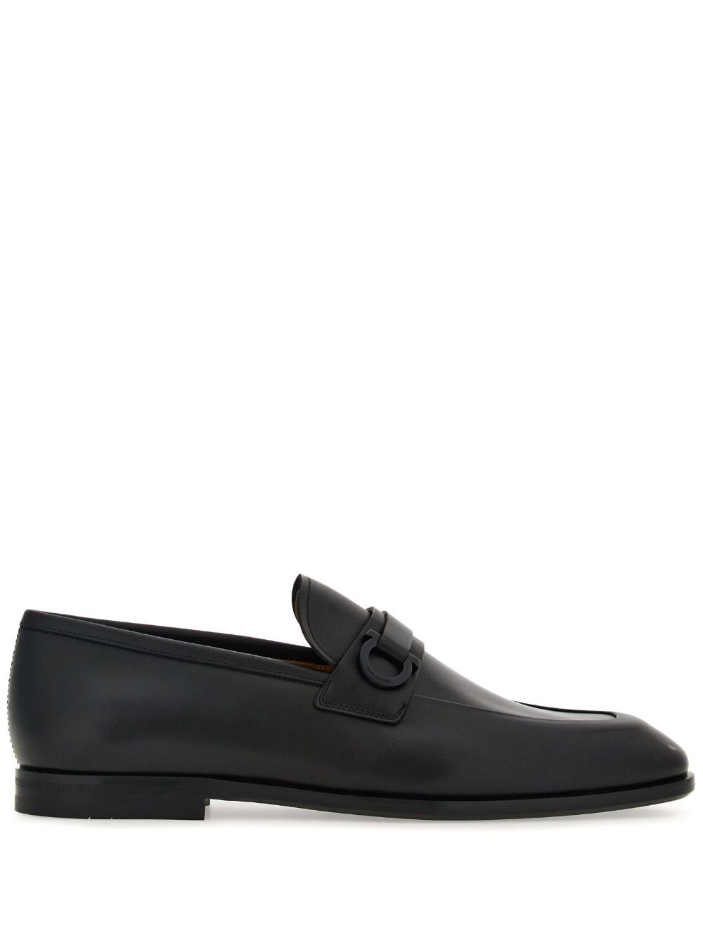 Shop Ferragamo Gancini-buckle Leather Loafers In Black