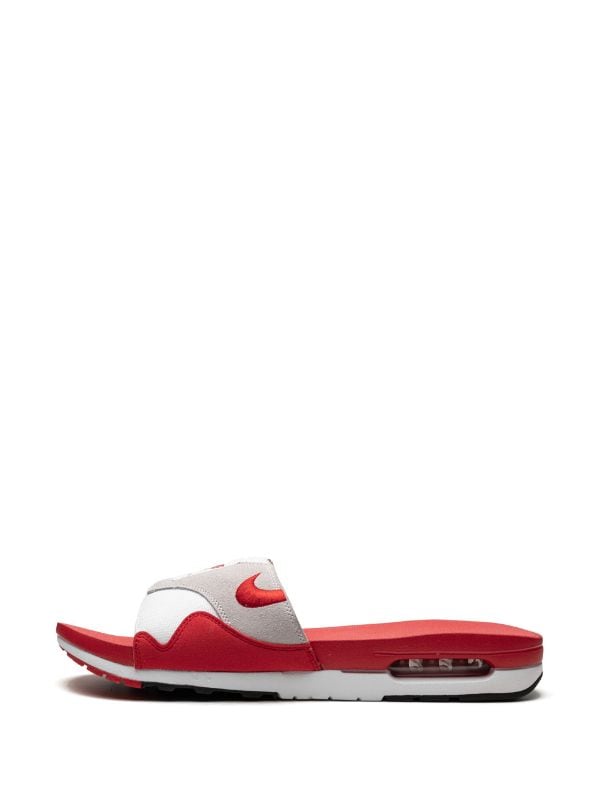 Nike on sale red slide