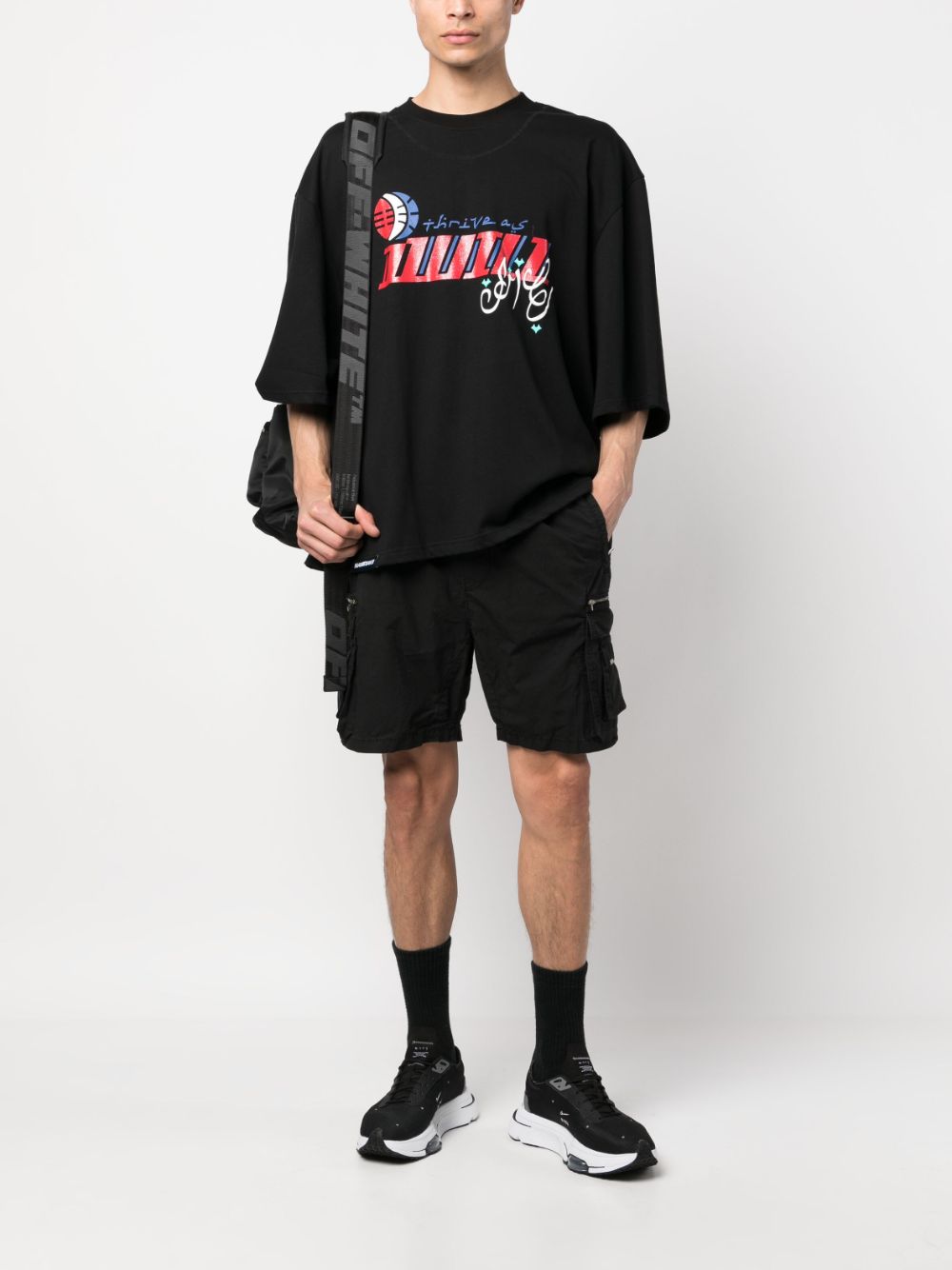 Represent elasticated cargo shorts - Zwart