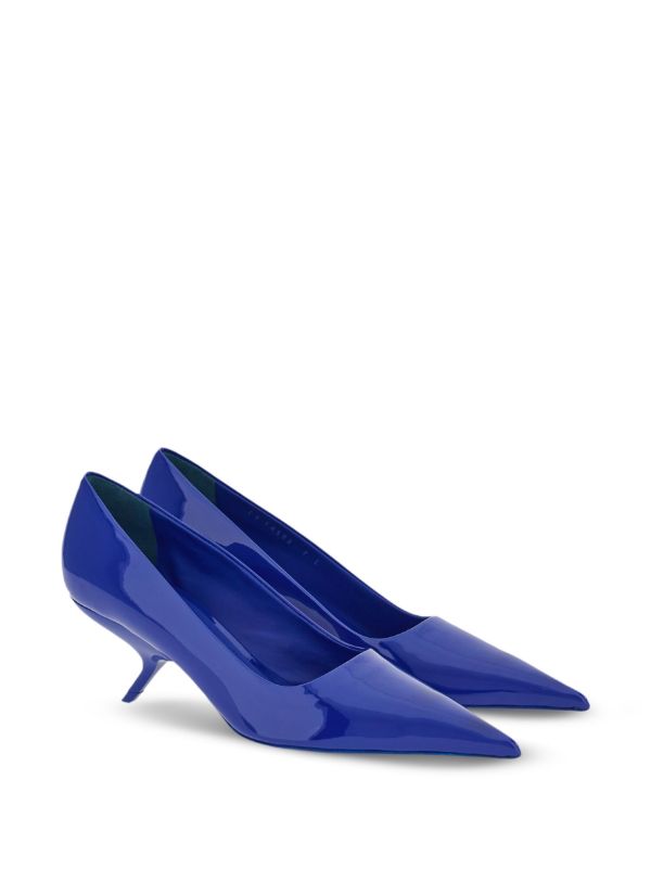 Ferragamo pointed toe on sale pumps