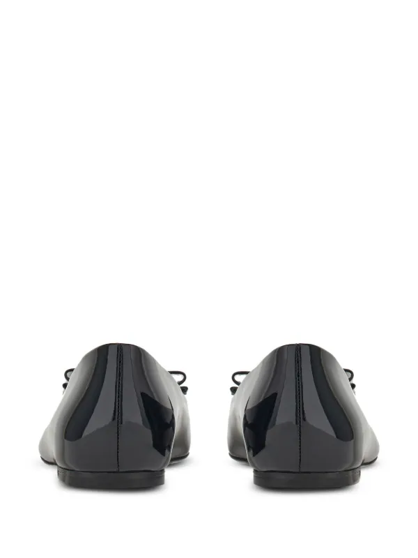 Ferragamo ヴァラリボン フラットシューズ | ブラック | FARFETCH JP