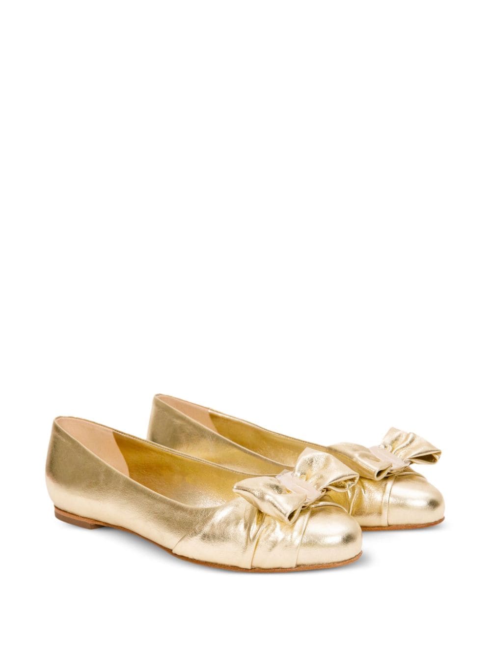 Shop Ferragamo Vara Bow-detail Ballerina Shoes In Gold