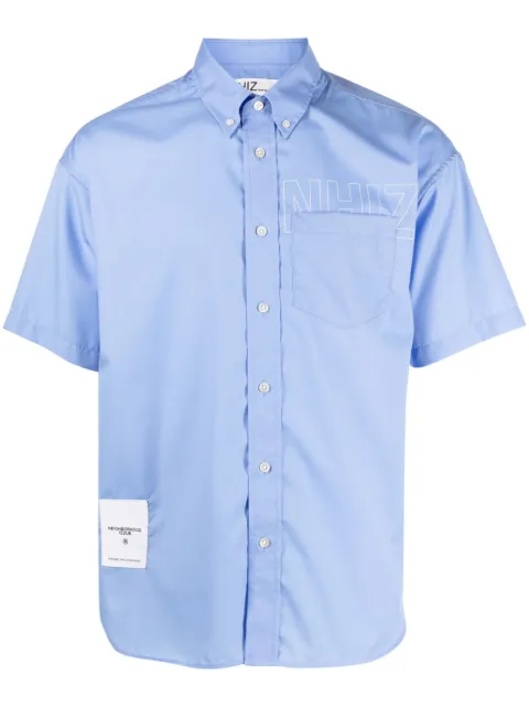 izzue camisa manga corta con parche del logo