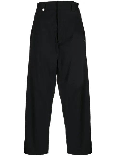izzue logo-plaque straight-leg trousers