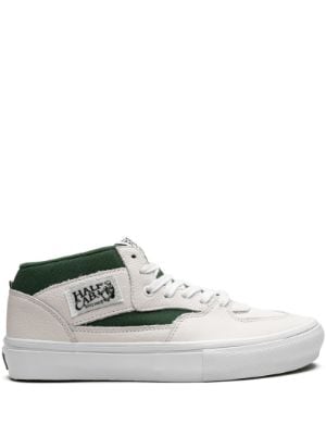 White clearance vans skate