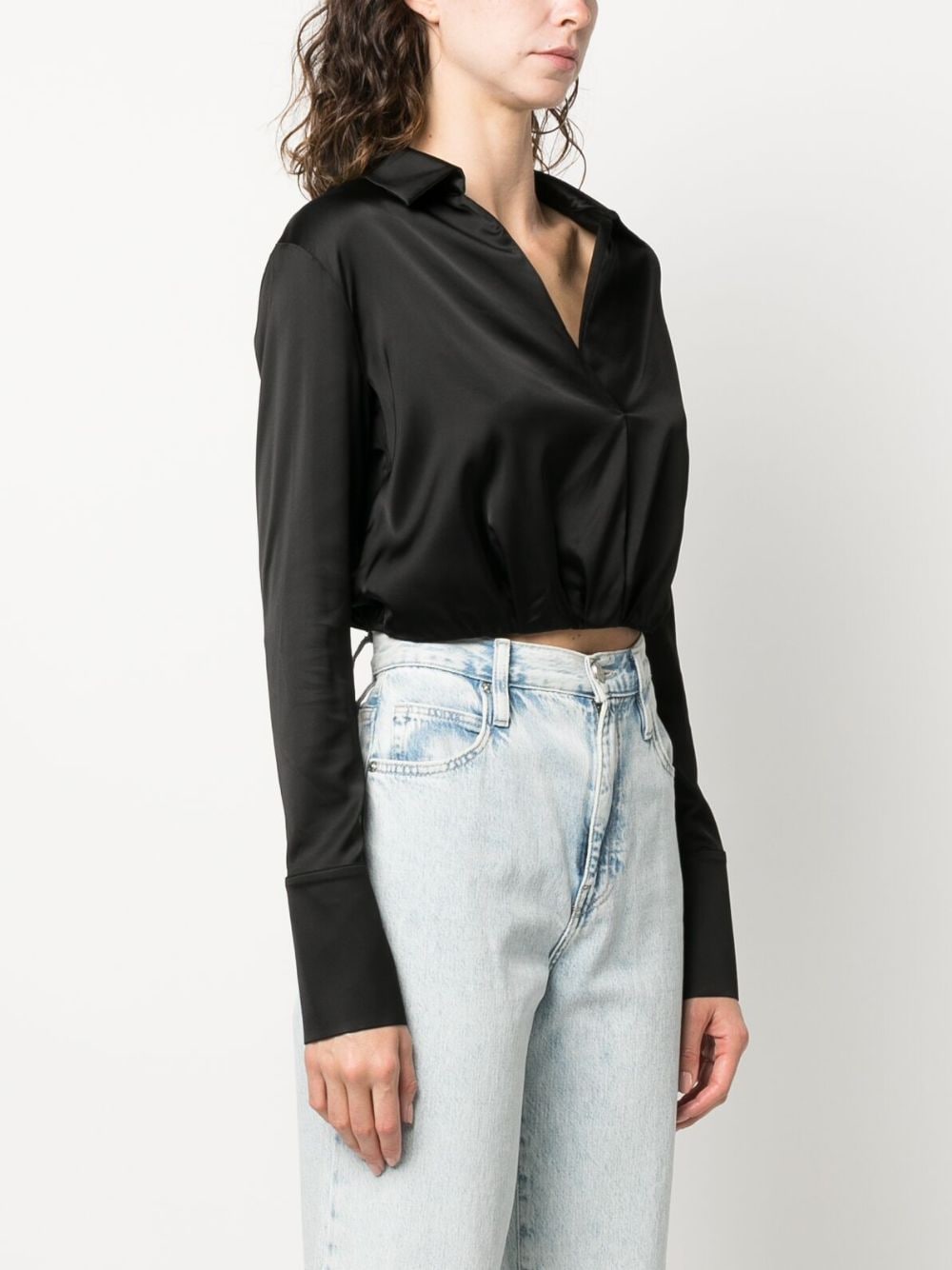 Shop Patrizia Pepe Satin-finish Cropped Shirt In Black