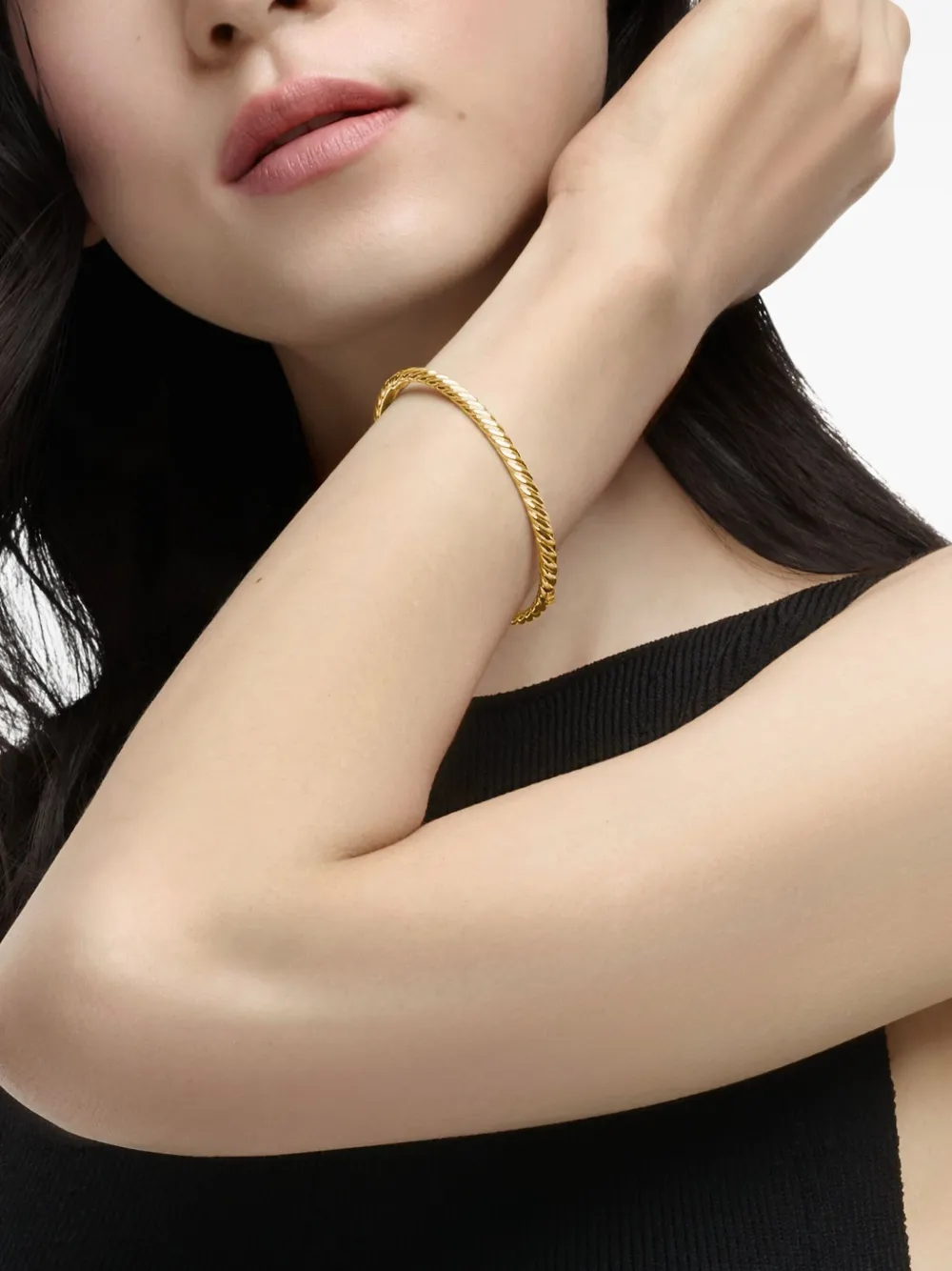 David Yurman 18kt yellow gold Sculpted Cable bangle bracelet (4.6mm) | Image 2