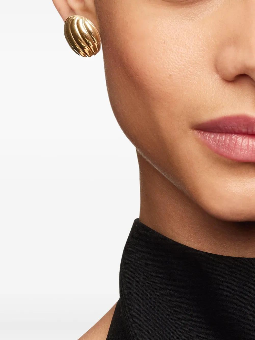 David Yurman 18kt yellow gold Sculpted Cable stud earrings (20mm) | Image 2