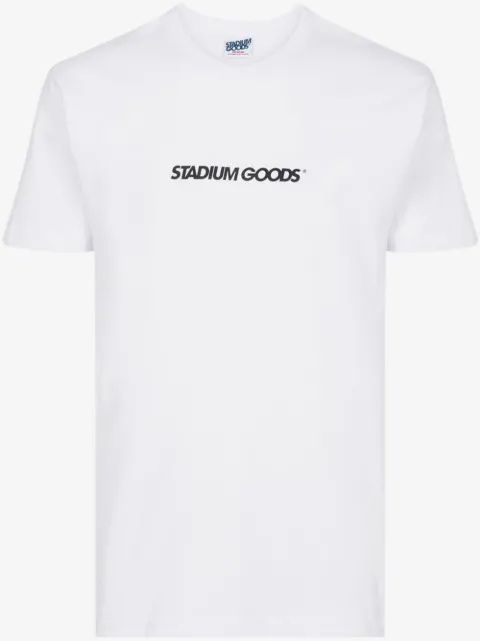 STADIUM GOODS® playera con logo horizontal 