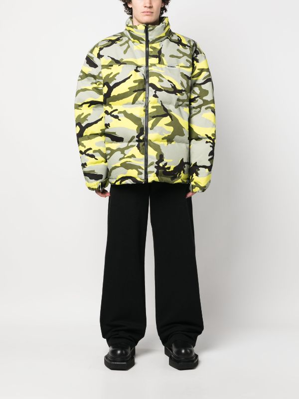 VETEMENTS Camouflage Puffer Jacket - Farfetch