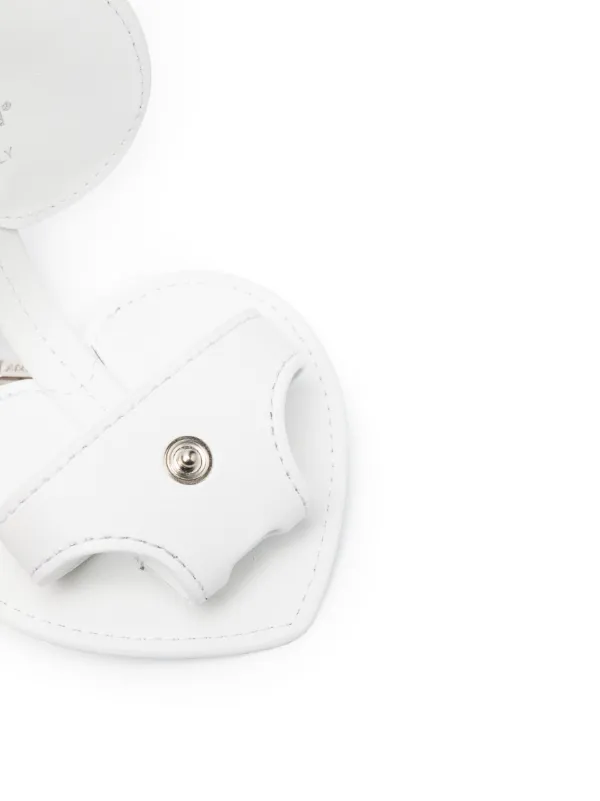 AirPods本体とAMBUSH ハート型ケース AMBUSH ハート AirPods Pro レザーケース | レッド | FARFETCH JP