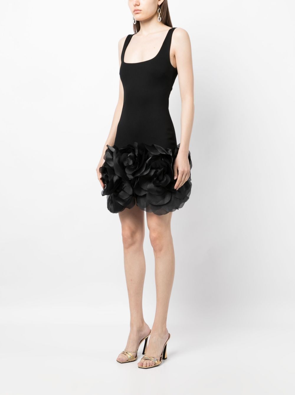 Shop Cynthia Rowley Flower-appliqué Sleeveless Dress In Schwarz