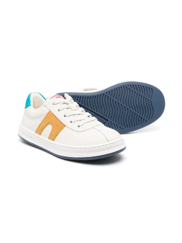 Round toe tennis shoes online