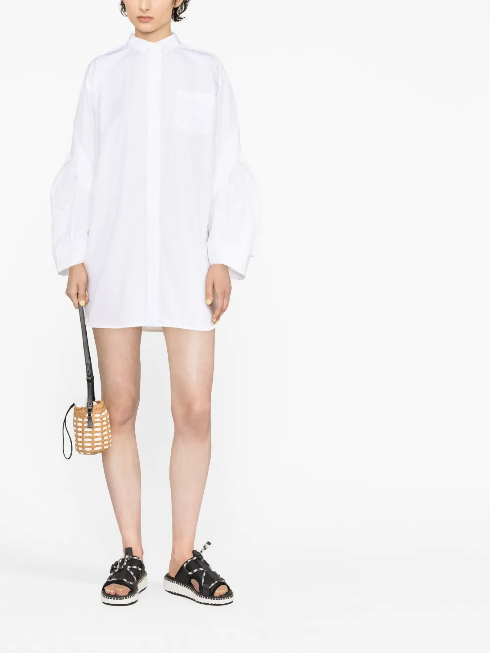 sacai logo-patch shirt dress - Wit