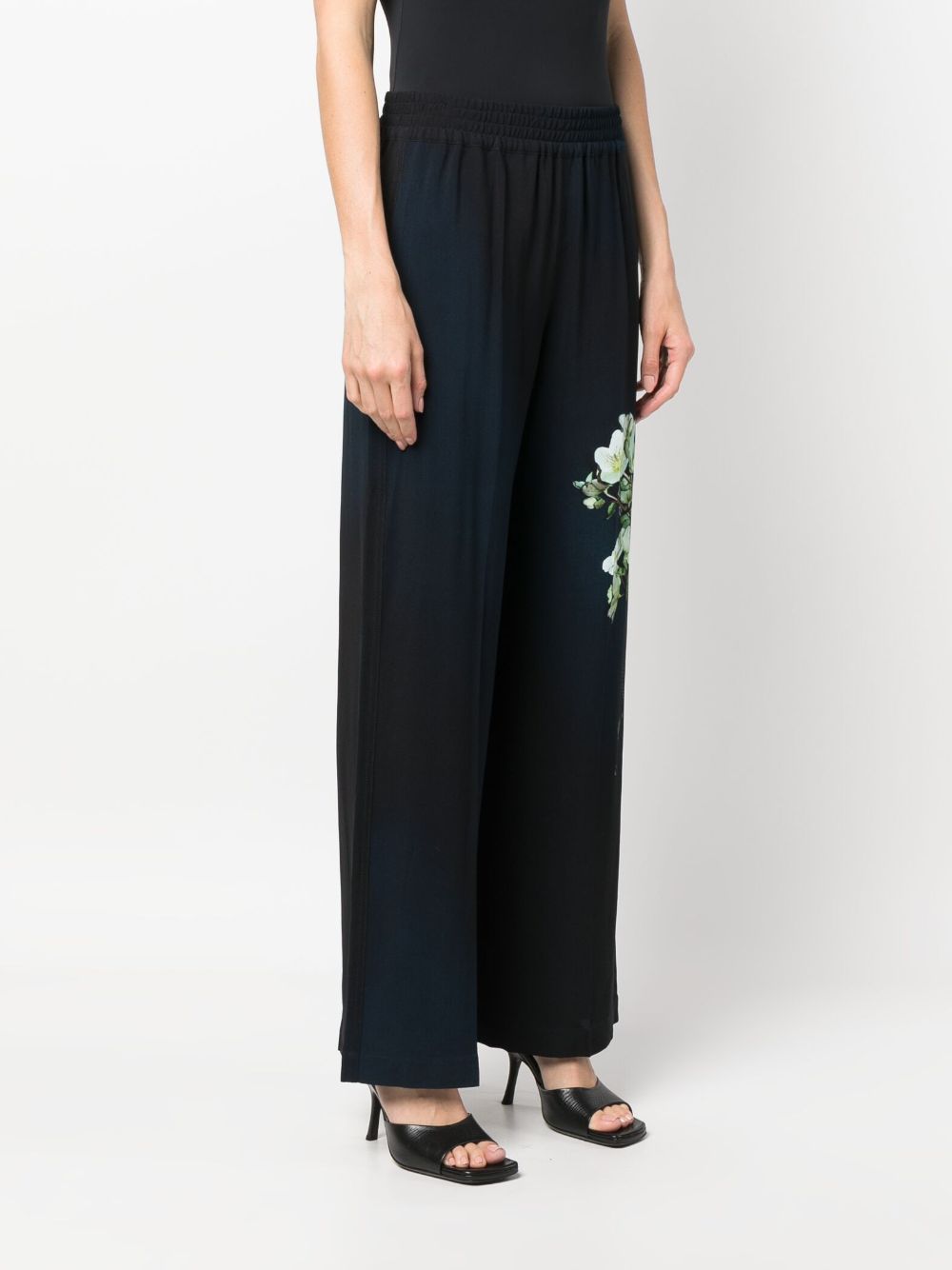 Shop Victoria Beckham Floral-print Wide-leg Trousers In Black