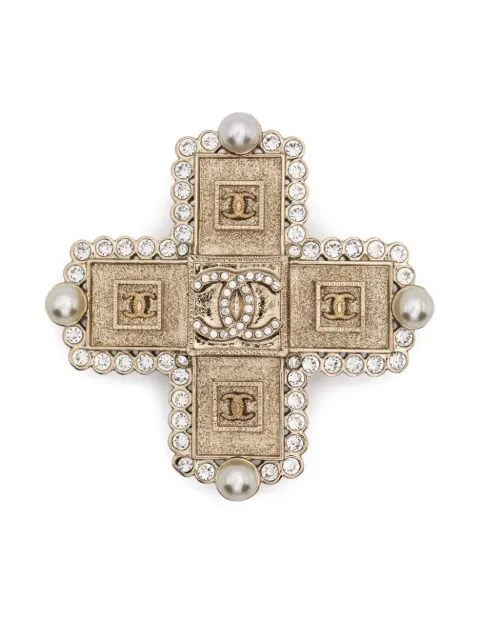 CHANEL Pre-Owned CC 水钻缀饰胸针（2000年代典藏款）