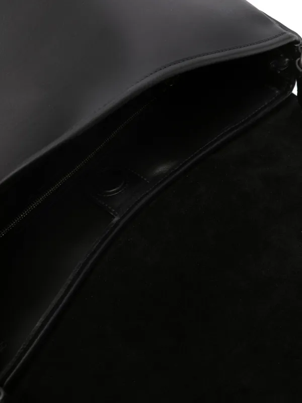 【関税&送料込】Gucci Dionysus Smooth Leather Messenger Bag Gucci Dionysus Leather Messenger Bag | Black | FARFETCH