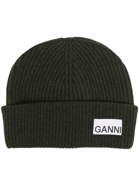 GANNI gorro tejido de canalé con parche del logo
