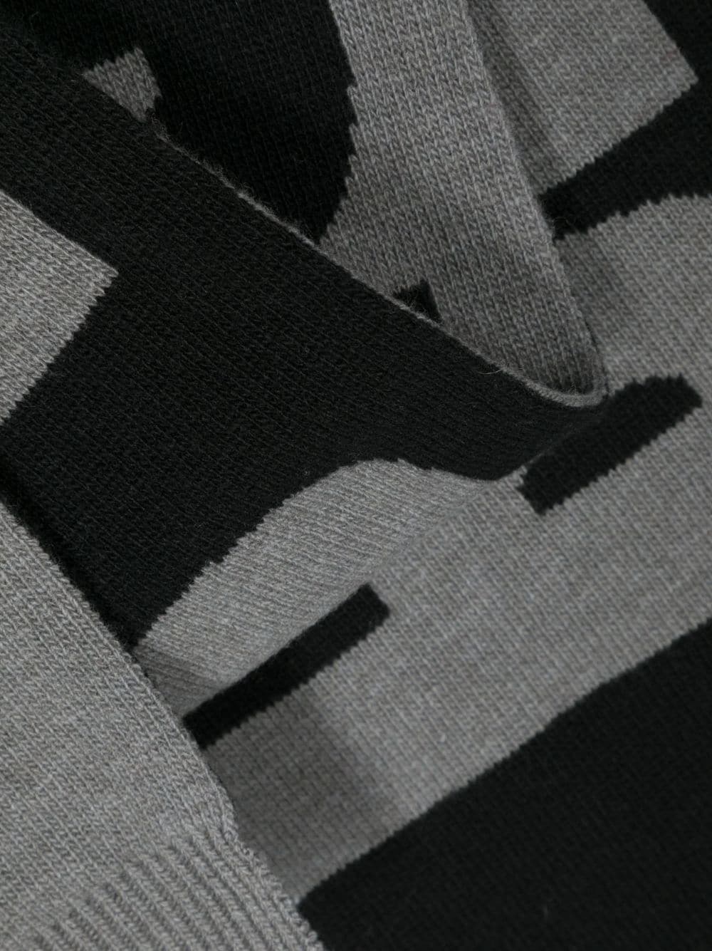 Shop Philipp Plein Intarsia-logo Wool Scarf In Grey