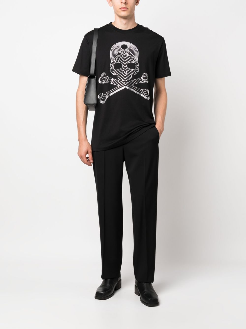 Shop Philipp Plein Ss Skull & Bones Round-neck T-shirt In Black