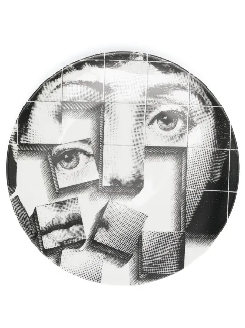 Fornasetti plato con estampado gráfico