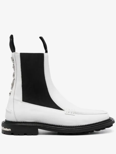 Toga Virilis charm-detail ankle leather boots 