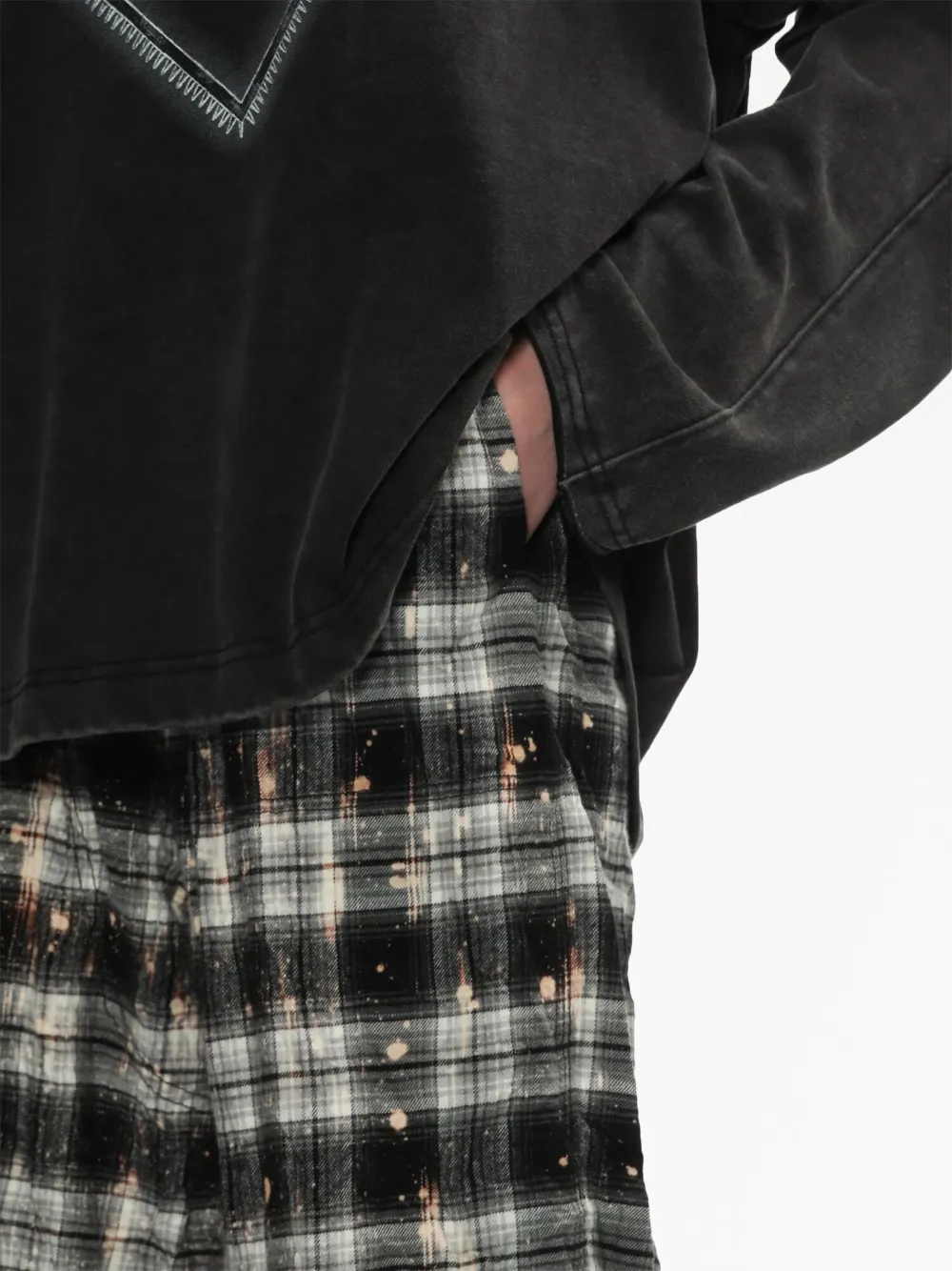 We11 Done Check-pattern Track Trousers In Black