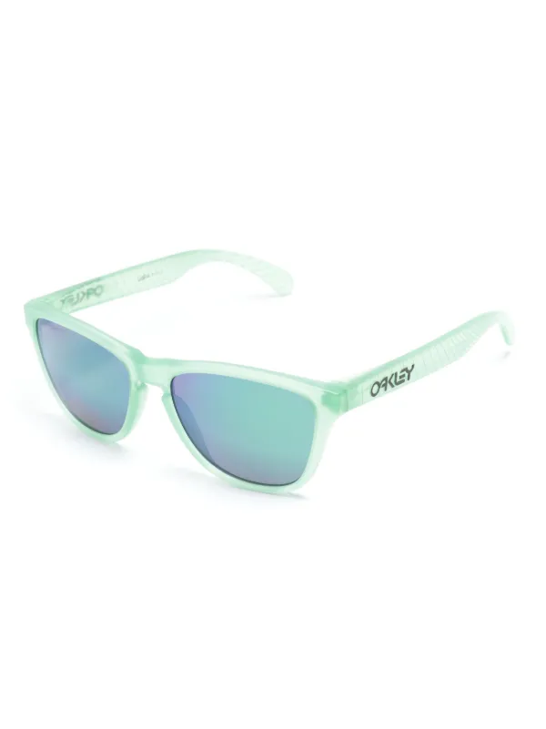 Oakley logo-print blue-tinted Sunglasses - Farfetch