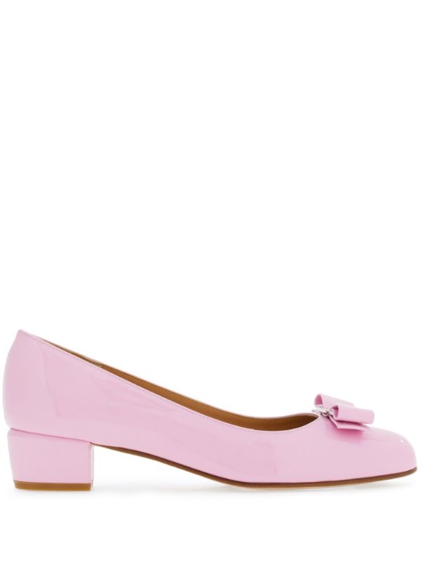 Ferragamo shop shoes pink