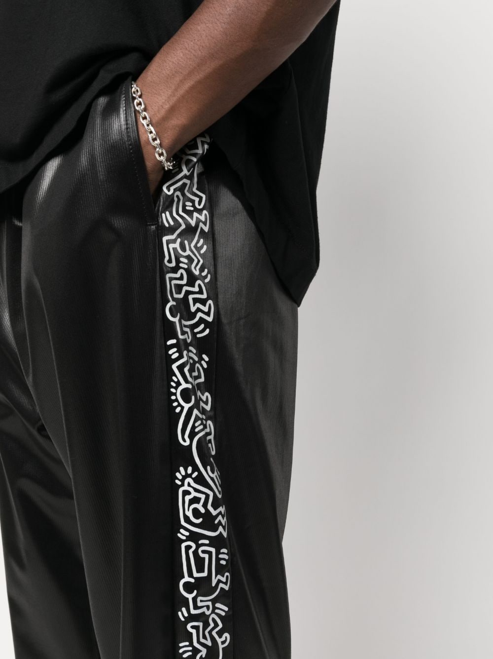 Pre-owned Junya Watanabe X Keith Haring 图案印花运动裤 In Black