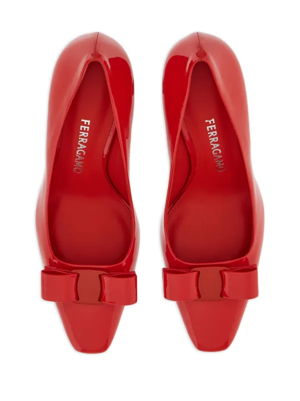 Ferragamo Vara Bow 85mm Patent Leather Pumps | Red | FARFETCH
