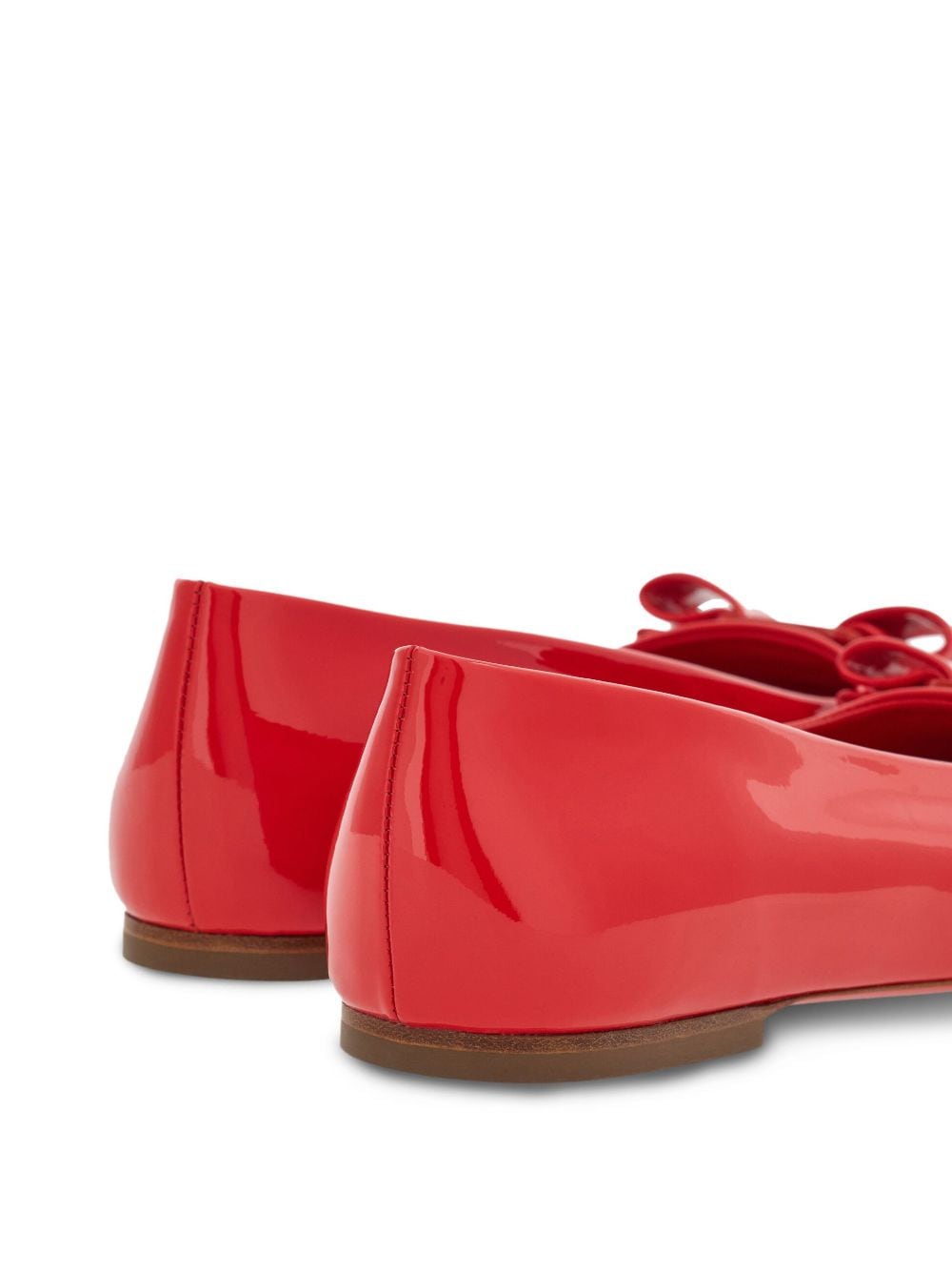 Shop Ferragamo Vara Bow-detail Ballerina Shoes In Rot