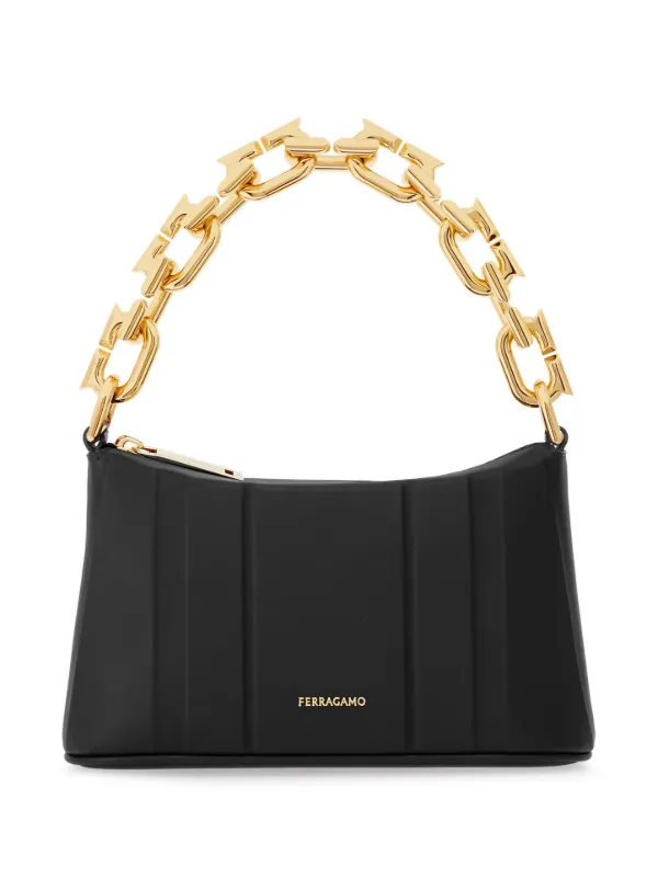 Black bag with discount chunky gold chain