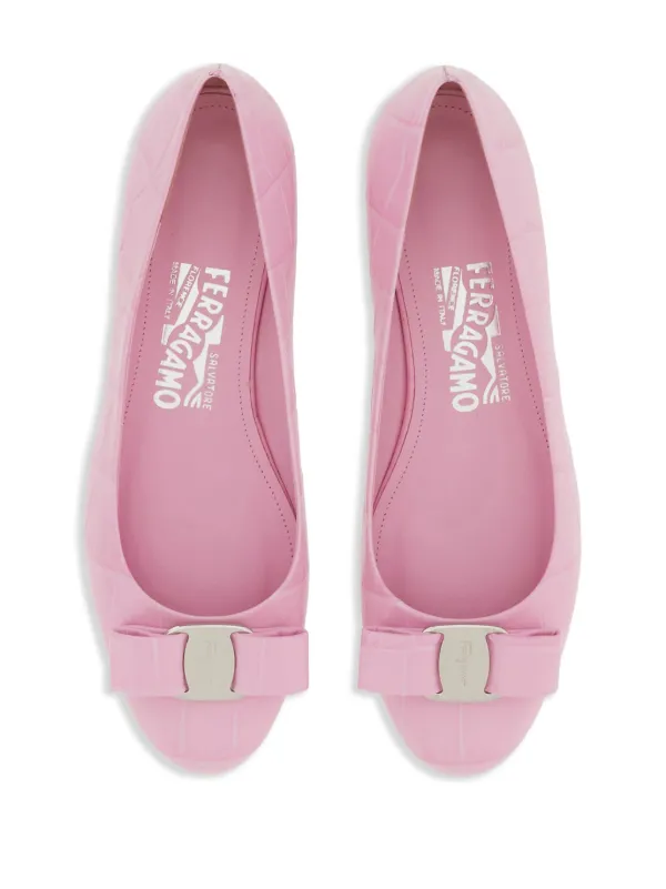 Ferragamo discount pink shoes
