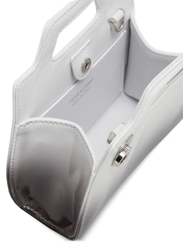 Ferragamo Wanda ミニバッグ | ホワイト | FARFETCH JP