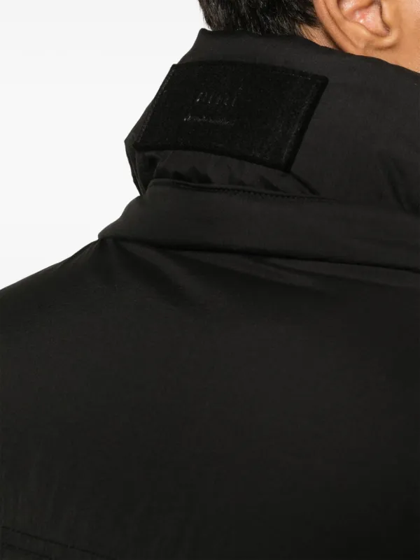 AMI Paris フーデッド パデッドベスト | ブラック | FARFETCH JP
